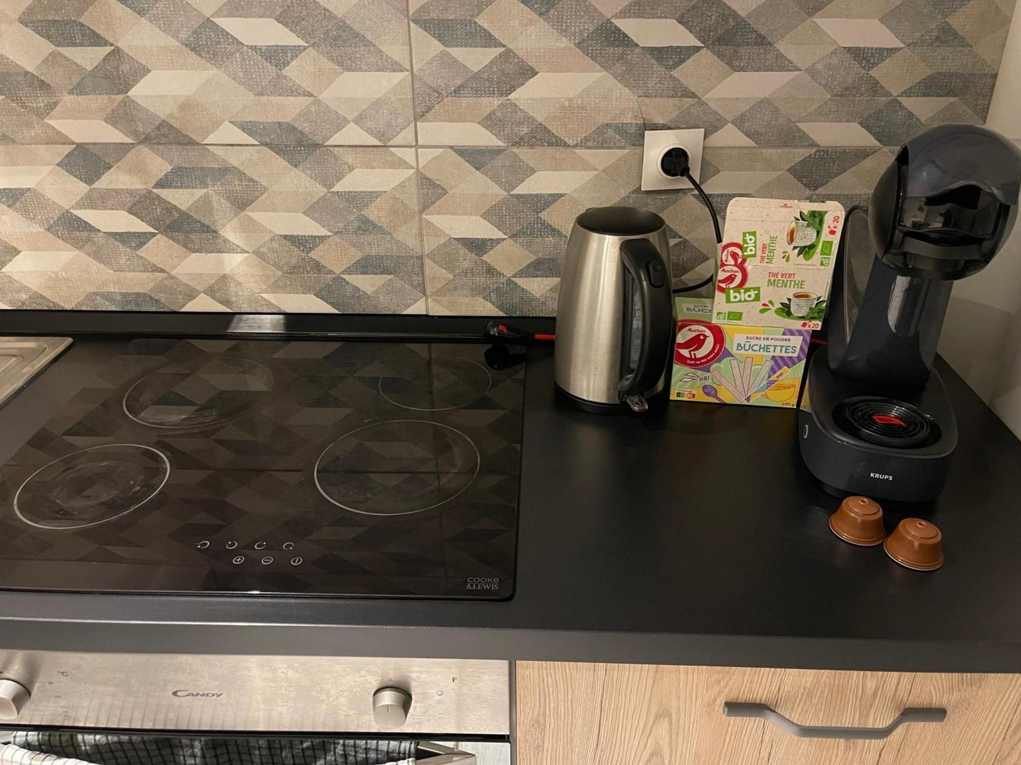 شقة 018 Chic & Cosy F1 41M2 Hypercentre Wifi Smart Tv Netflix سانت إتيان المظهر الخارجي الصورة
